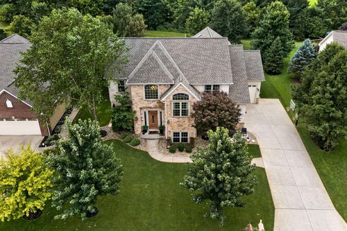 5564 Aster Way, Galena, OH, 43021-8091 | Card Image