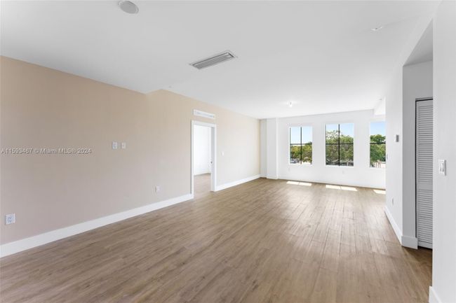 UNIT-202 - 4100 Sw 64 Th Ave, Condo with 2 bedrooms, 2 bathrooms and null parking in Davie FL | Image 5