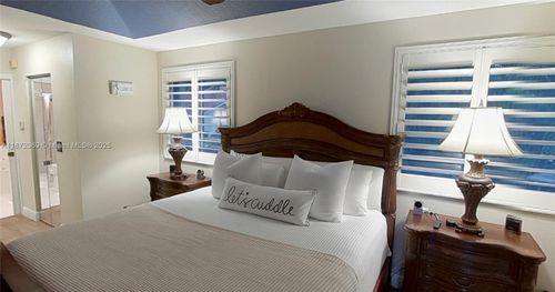 11251 Reveille Rd, Hollywood, FL, 33026-1339 | Card Image