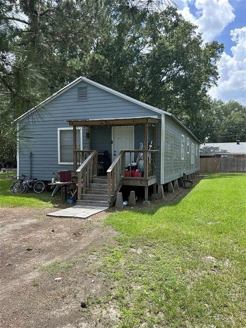 210 Coreze St, Kinder, LA, 70648-3818 | Card Image