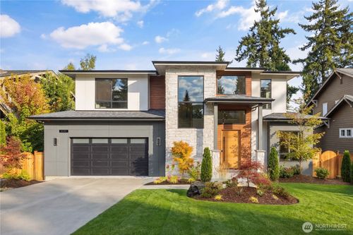 1630 104th Ave Se, Bellevue, WA, 98004-7125 | Card Image