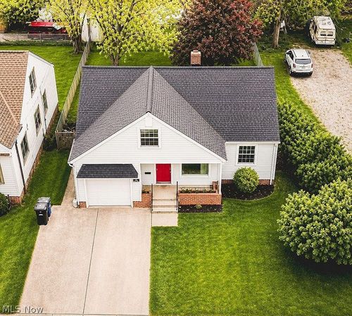 5860 Pearl Rd, Parma Heights, OH, 44130-2161 | Card Image
