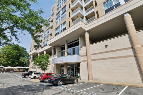 apt-501-5570 Centre Ave, Shadyside, PA, 15232-1285 | Card Image