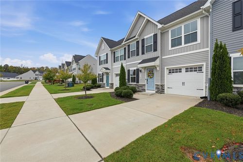 7748 Baron Berkley Ln, New Kent, VA, 23124-3465 | Card Image