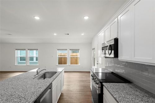 506 Oak St, Dayton, TX, 77535 | Card Image