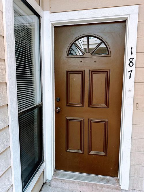 apt-187-3500 Tangle Brush Dr, The Woodlands, TX, 77381-2948 | Card Image