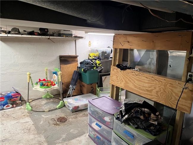 624 6 Th St, House other with 3 bedrooms, 2 bathrooms and 1 parking in Mather PA | Image 13
