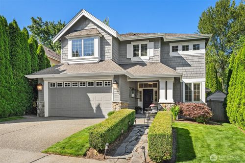 27114 Se 13th St, Sammamish, WA, 98075-5973 | Card Image