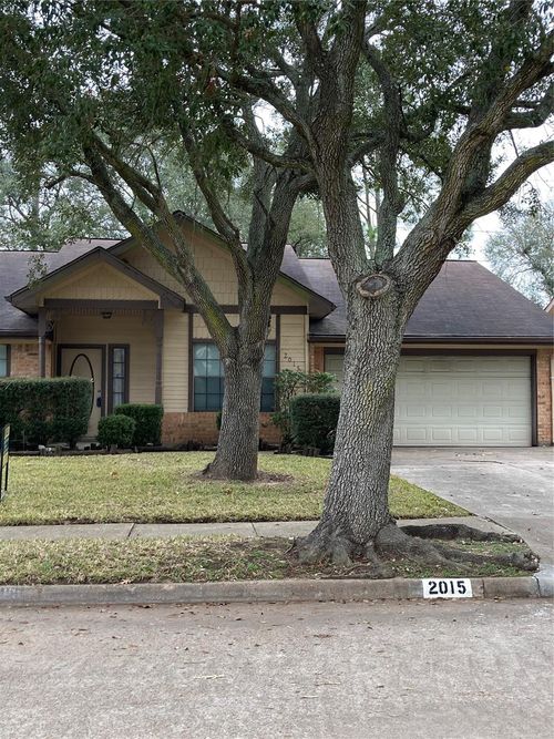 2015 Shorewood Ln, Sugar Land, TX, 77479-2210 | Card Image