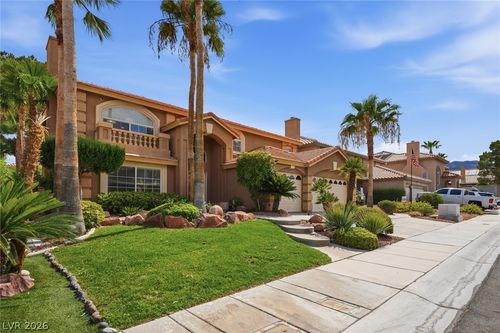 9081 Lawton Pine Dr, Las Vegas, NV, 89129-7045 | Card Image