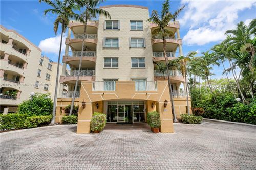 apt-4d-1824 Brickell Ave, Miami, FL, 33129-1661 | Card Image