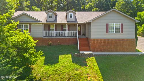 631 Rockhouse Rd, Kodak, TN, 37764-2392 | Card Image