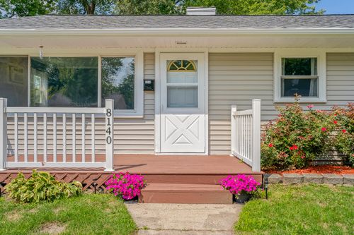 8140 Sycamore Ave, Highland, IN, 46322-1022 | Card Image