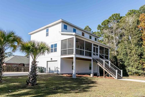 935 Paradise Beach Cir, Pensacola, FL, 32506-8458 | Card Image