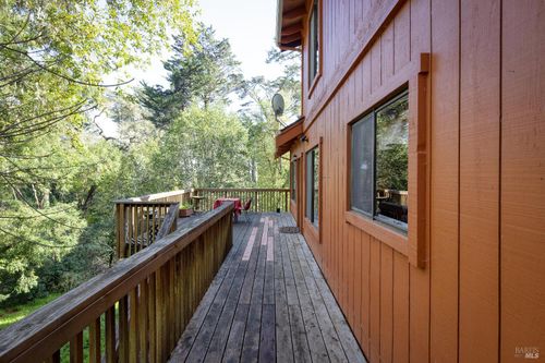 140 Buena Vista Rd, Point Reyes Station, CA, 94956 | Card Image