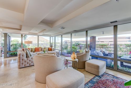 6001-7161 E Rancho Vista Dr, Scottsdale, AZ, 85251-1495 | Card Image