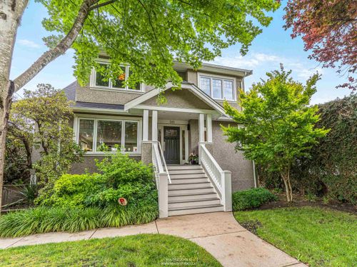 505 E 28th Ave, Vancouver, BC, V5V2N4 | Card Image