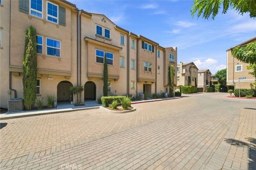 7239 N Cedar Rd, Van Nuys, CA, 91405 | Card Image