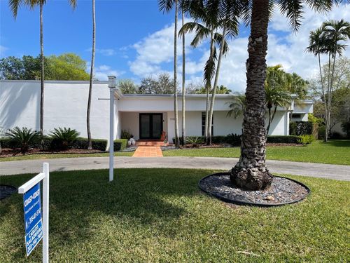17025 Sw 80th Ct, Palmetto Bay, FL, 33157-4752 | Card Image