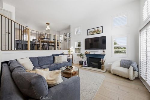 e-1373 E Grand, El Segundo, CA, 90245 | Card Image