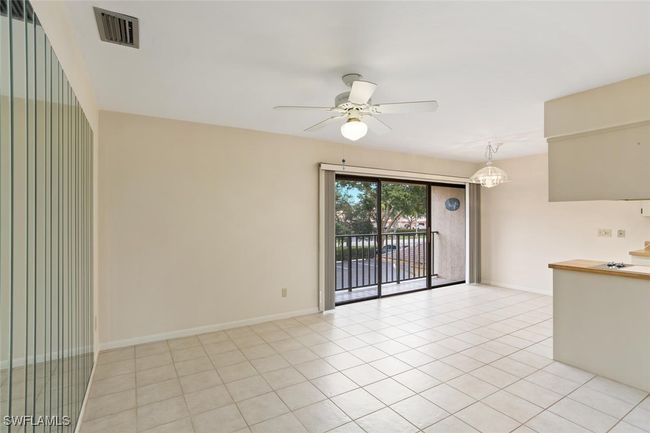UNIT-203 - 537 Lake Louise Cir, Condo with 2 bedrooms, 2 bathrooms and null parking in NAPLES FL | Image 10