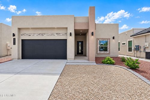 13876 Paseo Perlas Dr, Horizon City, TX, 79928-8457 | Card Image