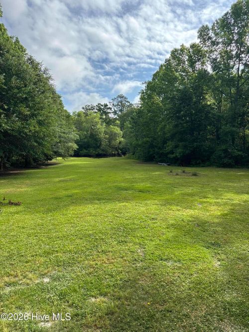 196 Pattie Ln, Maysville, NC, 28555-9410 | Card Image