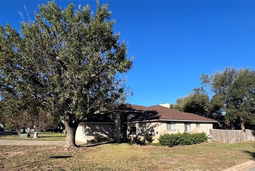 1103 Deepwoods Trl, Leander, TX, 78641-8602 | Card Image