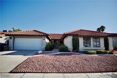 3931 Boca Grande Avenue, House other with 4 bedrooms, 2 bathrooms and null parking in Las Vegas NV | Image 2