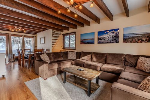 8-8 Silver Birch Rd, Winhall, VT, 05340 | Card Image