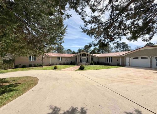 460 County Road 122, Florence, AL, 35634-3502 | Card Image