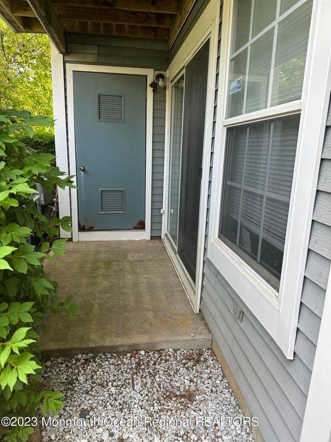 41 Fennec Ct, Condo with 2 bedrooms, 2 bathrooms and null parking in Tinton Falls NJ | Image 4