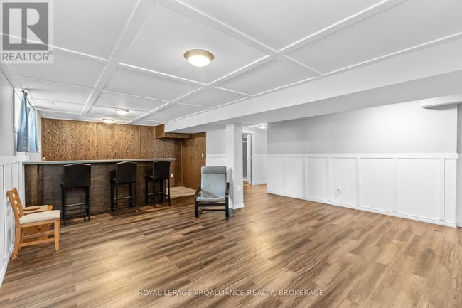 343 Sunrise Cres, House other with 4 bedrooms, 3 bathrooms and 4 parking in Kingston ON | Image 31