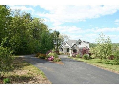 287 Hoit Road, Concord, NH, 03301-1811 | Card Image