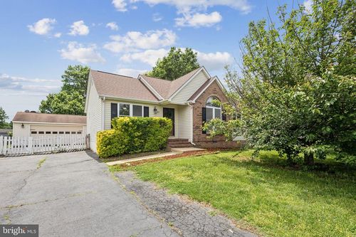 5003 Norris Dr, FREDERICKSBURG, VA, 22407-6867 | Card Image
