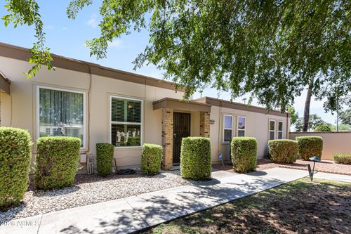 10016 W Hawthorn Dr, Sun City, AZ, 85351-2829 | Card Image