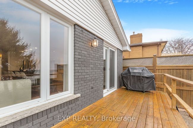 138 Lakeside Dr, House other with 5 bedrooms, 3 bathrooms and 6 parking in Grimsby ON | Image 16
