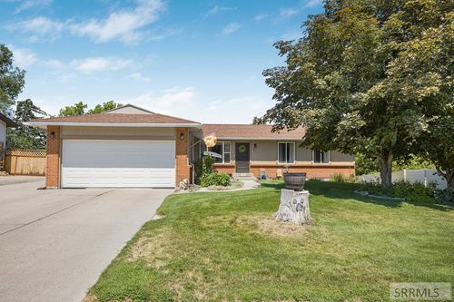 340 Canyon Dr, Pocatello, ID, 83204-4848 | Card Image