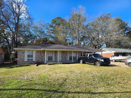 312 W Ray Dr, Hattiesburg, MS, 39402-1045 | Card Image