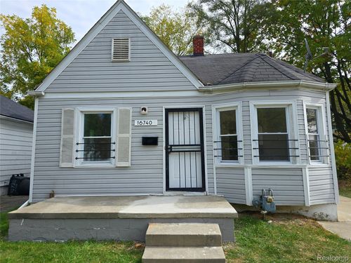 16740 Stahelin Ave, Detroit, MI, 48219-4148 | Card Image
