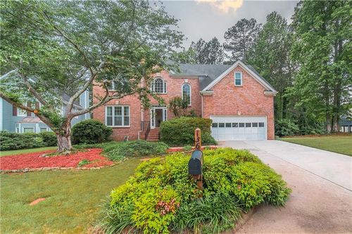 136 Championship Ct, Fayetteville, GA, 30215-8009 | Card Image