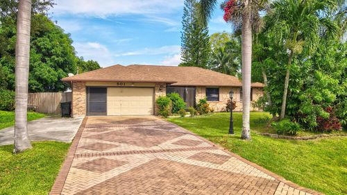 501 Nw Colonial St, Port St. Lucie, FL, 34983-8650 | Card Image