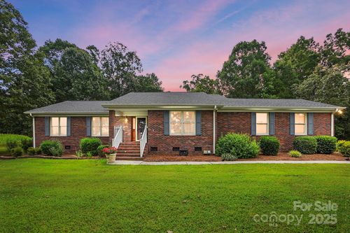 10055 Highway 601, Midland, NC, 28107-7735 | Card Image