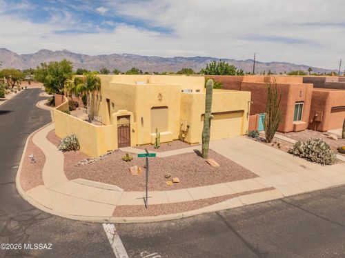 7696 E Sierra Park Loop, Tucson, AZ, 85710 | Card Image