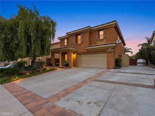 2180 Stonewood St, Mentone, CA, 92359-9517 | Card Image