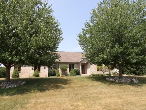 2776 Hogan Ave, La Porte, IN, 46350-7785 | Card Image