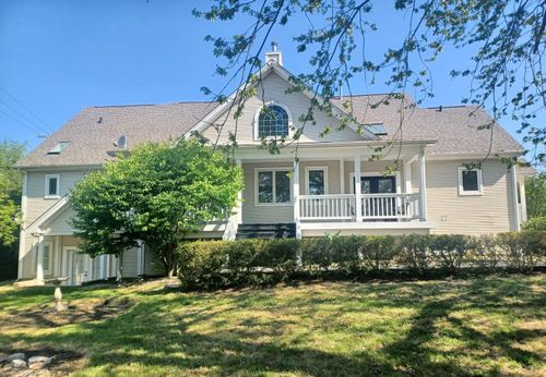 104 Howe Ter, Barrington, IL, 60010-4714 | Card Image