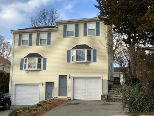 33-33 Richardson St, Wakefield, MA, 01880-3348 | Card Image