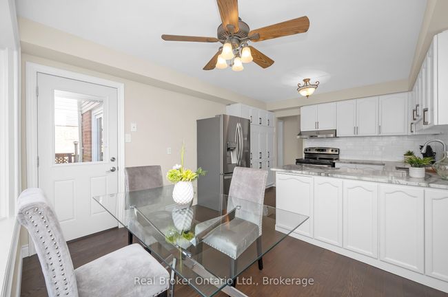 2013 Windy Oaks Dr, House other with 5 bedrooms, 4 bathrooms and 4 parking in Burlington ON | Image 9