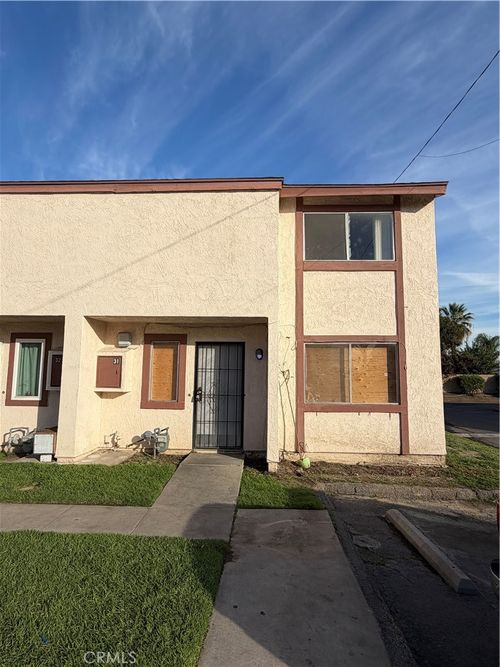 apt-31-369 N Eucalyptus Ave, Rialto, CA, 92376-6068 | Card Image